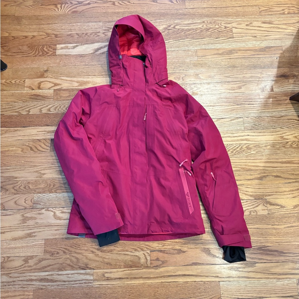 Roxy wilder beet red snow jacket Goretex  NWOT size medium